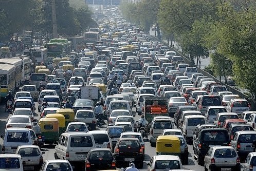 New Delhi daily traffic landscape 